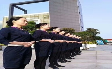 湖南鴻運物業管理集團股份 專業化物業管理服務典范